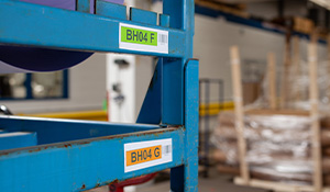 Etichette per attrezzature